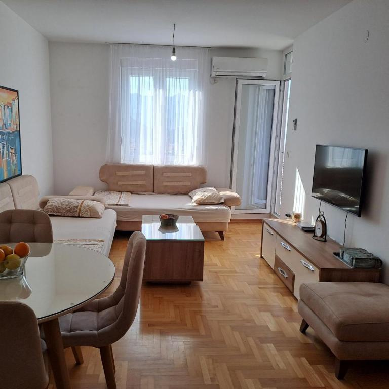 Apartman Laguna - One-Bedroom Apartment - 1