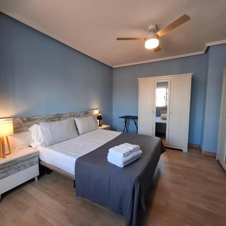 Luna - Disfruta de Ourense en este piso con terraza en el casco histórico - Apartamento de 2 dormitorios - 10