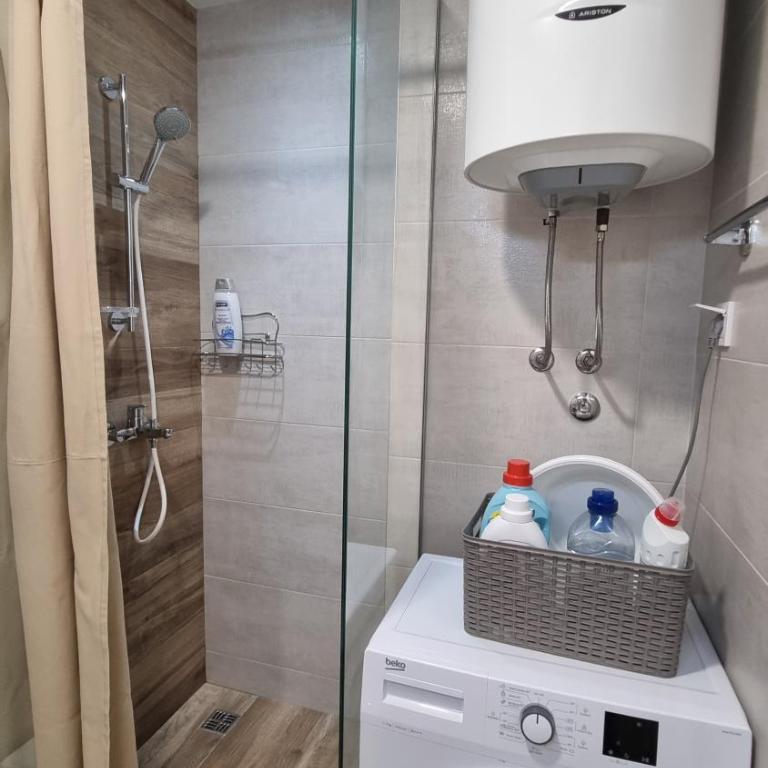 Orange Blues Apartments - Superior One-Bedroom Apartment with Balcony - 25