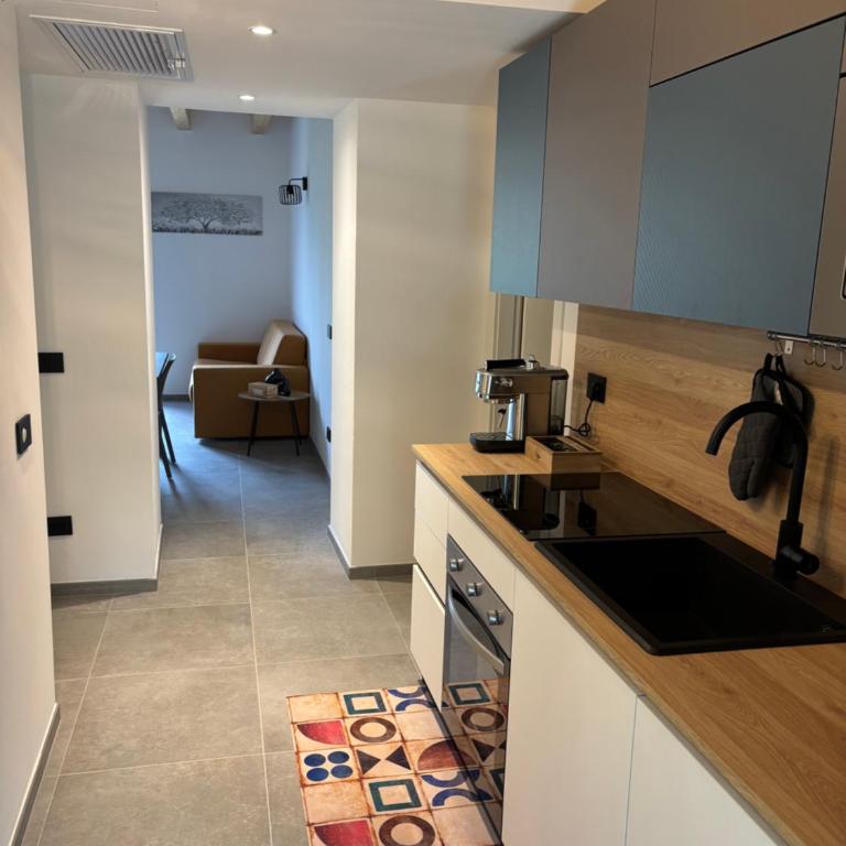 Bea Apartment - Appartamento con 2 Camere da Letto - 12