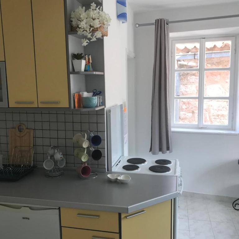 Budva Old City Central Studio Private - One-Bedroom Apartment - 7