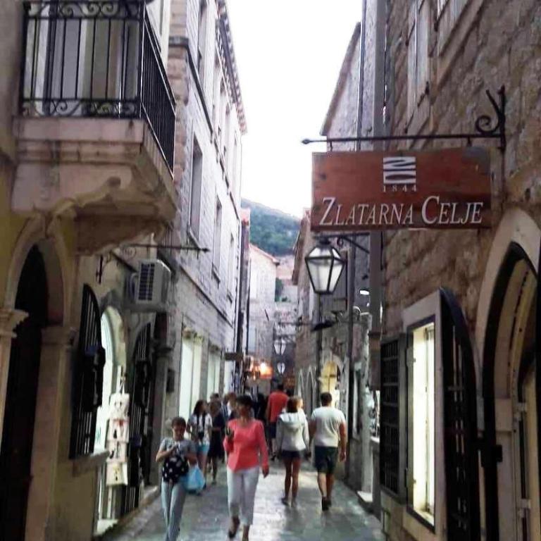 Budva Old City Central Studio Private - One-Bedroom Apartment - 16