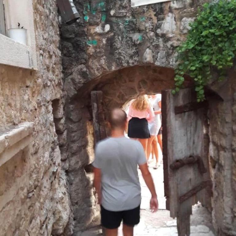 Budva Old City Central Studio Private - One-Bedroom Apartment - 17