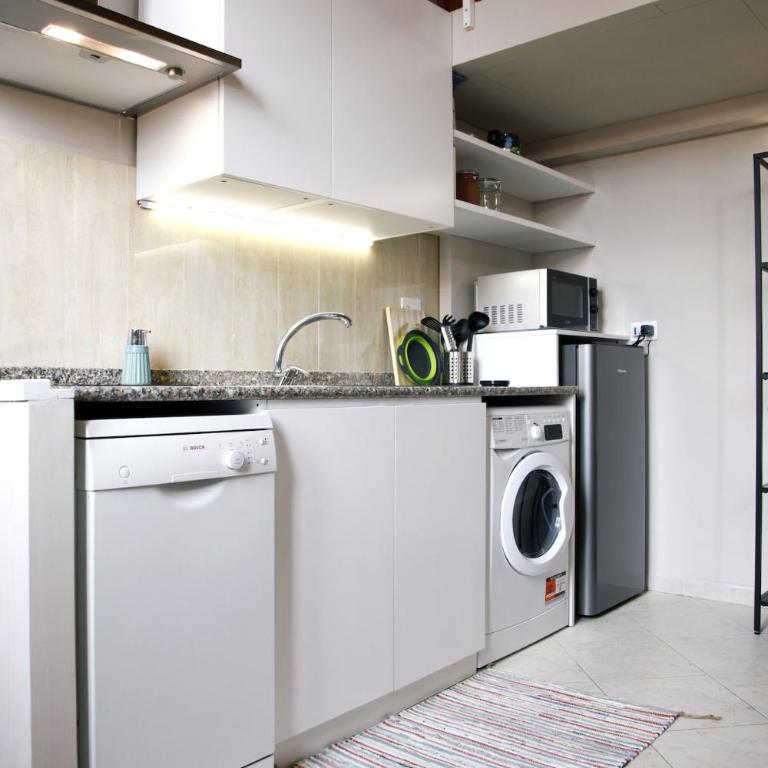 Rome, very central 2 bedrooms 4 beds - Appartamento con 2 Camere da Letto - 3
