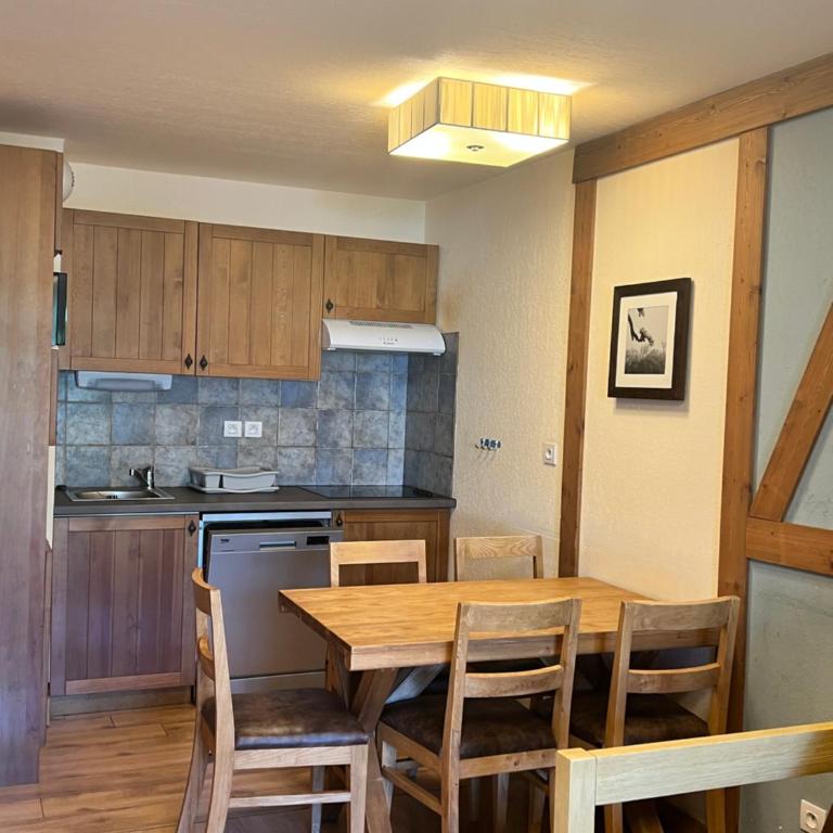 Appart Low Cost résidence 4 étoiles avec piscine - Appartement 1 Chambre avec Terrasse - 6