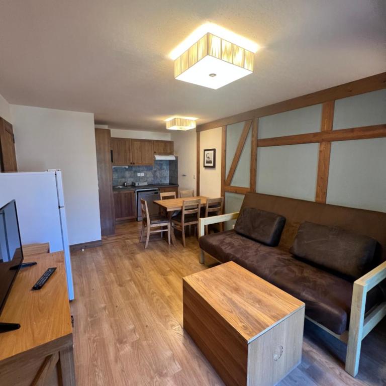 Appart Low Cost résidence 4 étoiles avec piscine - Appartement 1 Chambre avec Terrasse - 12