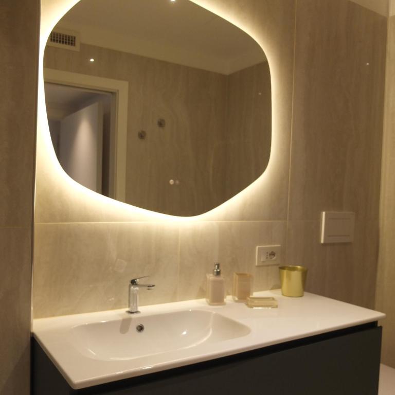 F&M House - Two-Bedroom Standard Apartment - 16