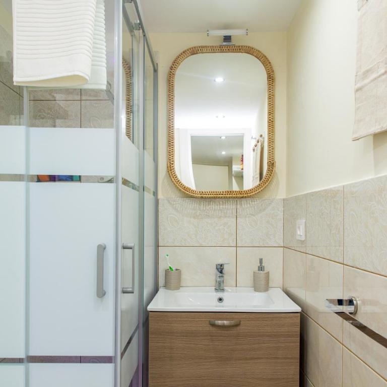 Star house Centro Storico Catania - One-Bedroom House - 37