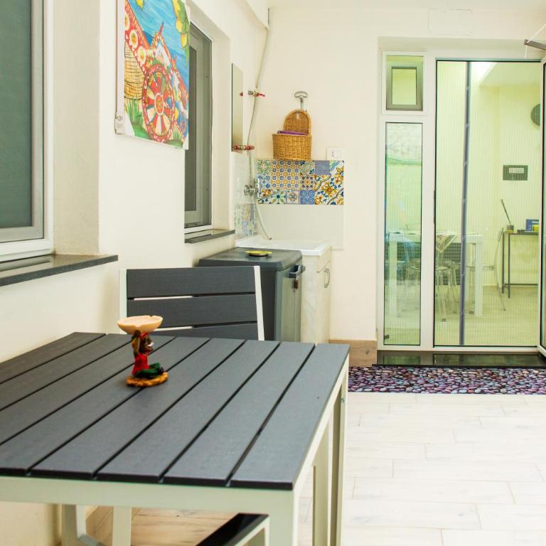 Star house Centro Storico Catania - One-Bedroom House - 40