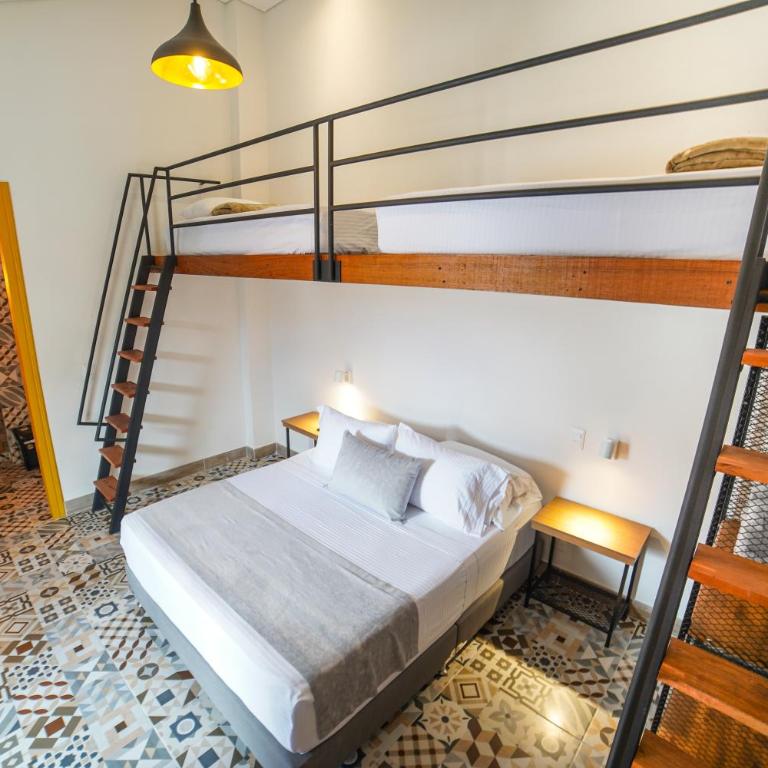 Casa Serafin Hotel - Standard Quadruple Room - 5