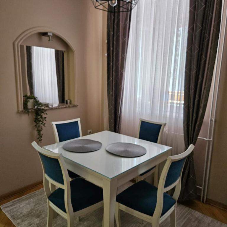 Apartman Z - One-Bedroom Apartment - 3