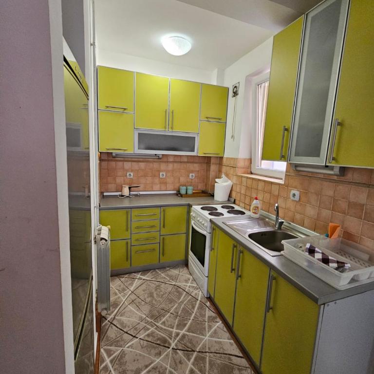 Apartman Z - One-Bedroom Apartment - 8