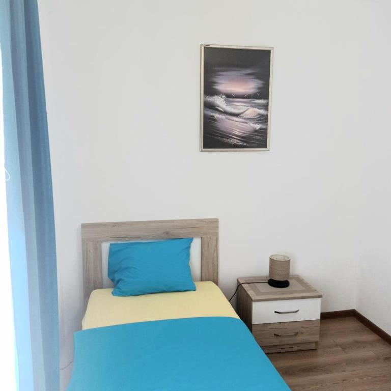 Apartment Tamara - Two-Bedroom Apartment - 7