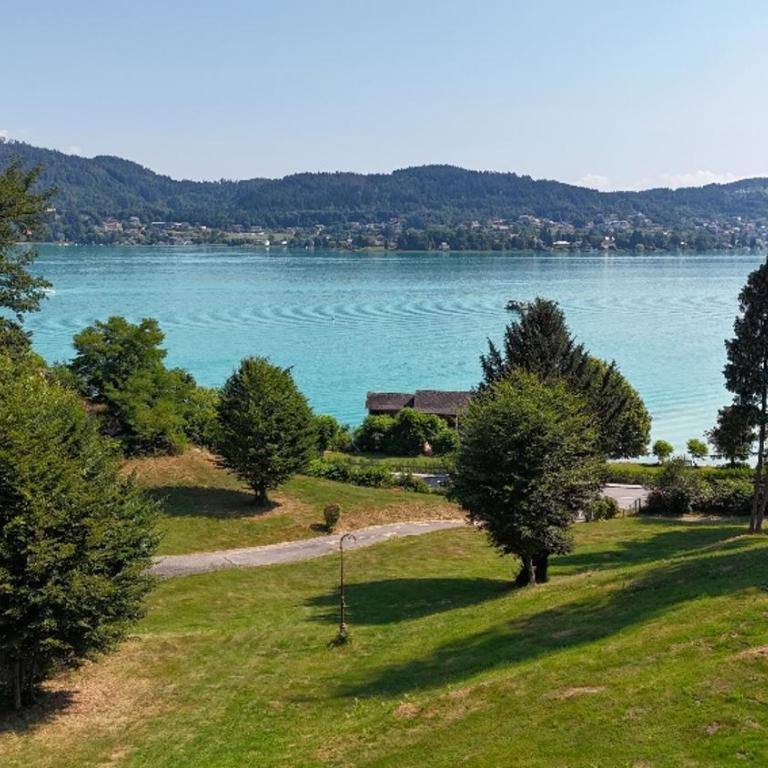 Cosy Lake cottage, 300m2 lake area just for you ! - Villa mit 2 Schlafzimmern - 24