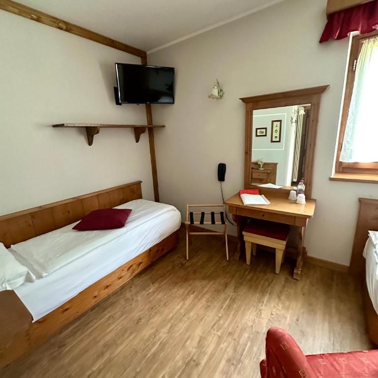 Hotel Garnì Il Cirmolo - Camera Economy Doppia con Letti Singoli - 2