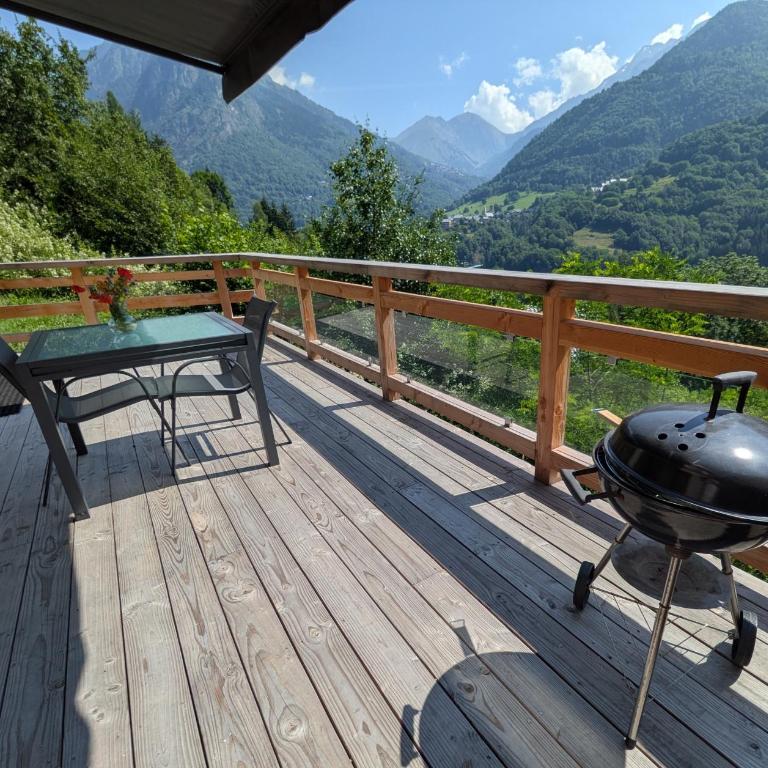 Le Bois Cosy appartement 4 étoiles 6 personnes, ACCES SKI ALPE D'HUEZ GRAND DOMAINE A 3 K M - Appartement 2 Chambres - Vue sur Lac - 78