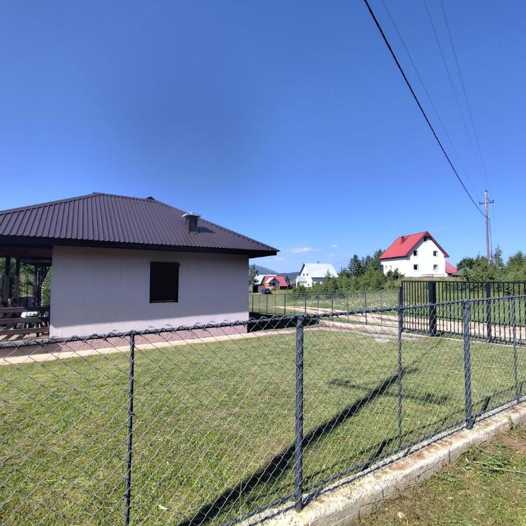 Nikolija - Two-Bedroom House - 8