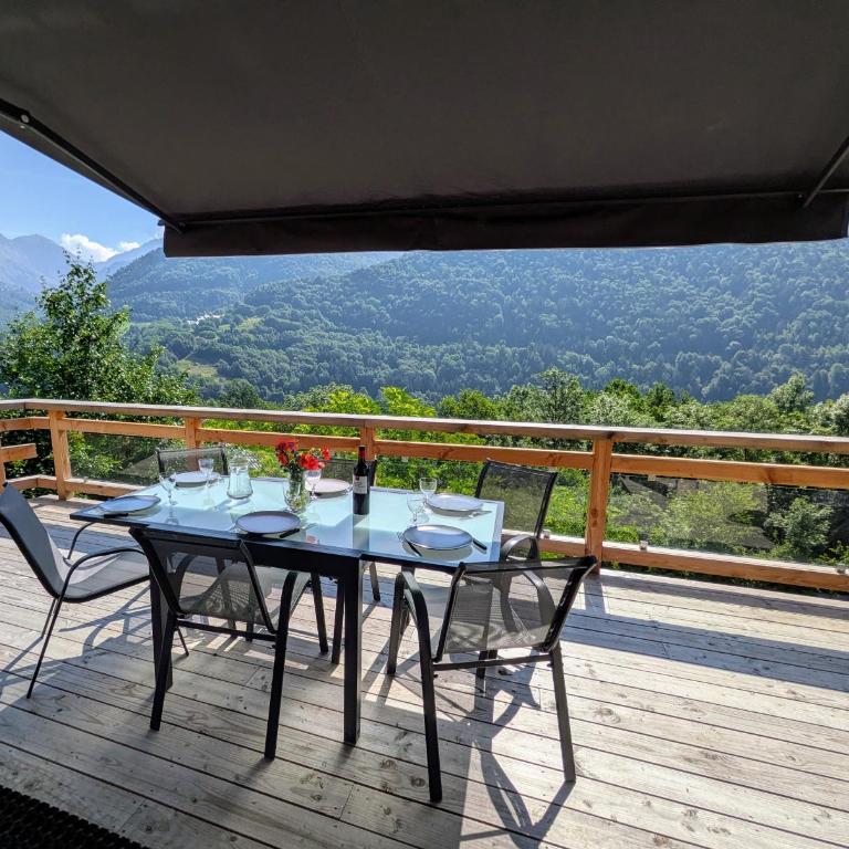 Le Bois Cosy appartement 4 étoiles 6 personnes, ACCES SKI ALPE D'HUEZ GRAND DOMAINE A 3 K M - Appartement 2 Chambres - Vue sur Lac - 82
