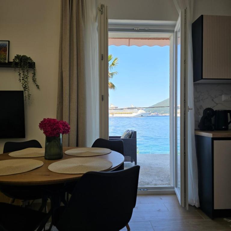 Apartmani Nikolić "Na pjeni od mora" - One-Bedroom Apartment - 9