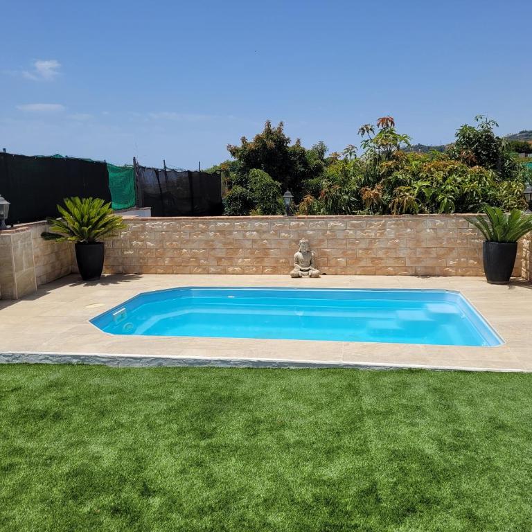 casa rural con piscina y barbacoa en Nerja para 4 personas - Two-Bedroom House - 1