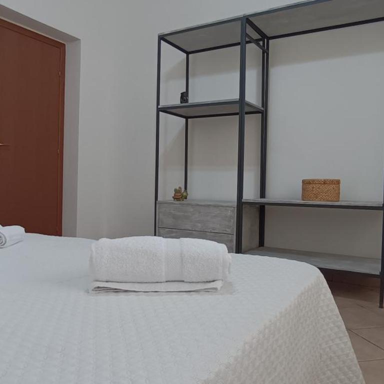 Villa Alba - Two-Bedroom House - 10