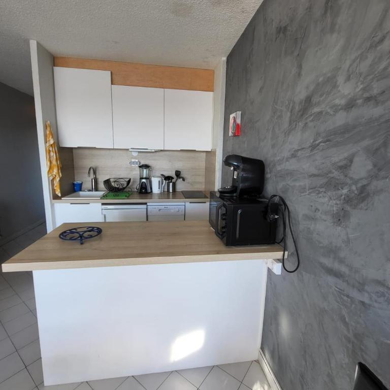 Studio 1 bedroom, very nice view with parking space - Appartement 2 Chambres - 12