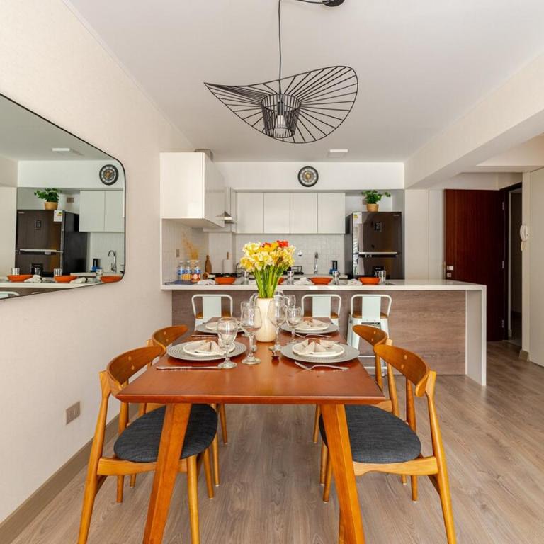 Cozy apartment by Parque Kennedy, Miraflores - Two-Bedroom Apartment - 28