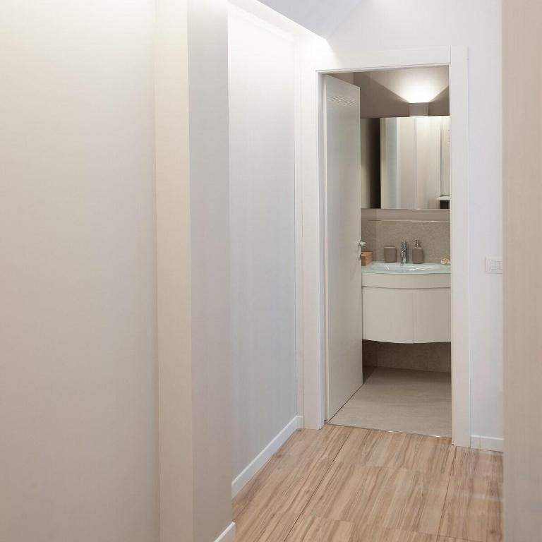 Rimini Centro Loft Open Space Titan's Lair - Appartamento con 2 Camere da Letto - 5