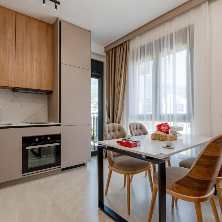 Vienna Luxury Apartments - Apartment with Mountain View - 13
