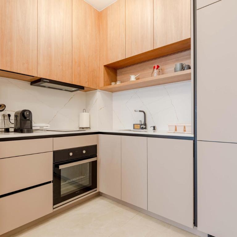 Skyline Apartments - Apartman s 1 Spavaćom Sobom, Balkonom i Pogledom na More - 7