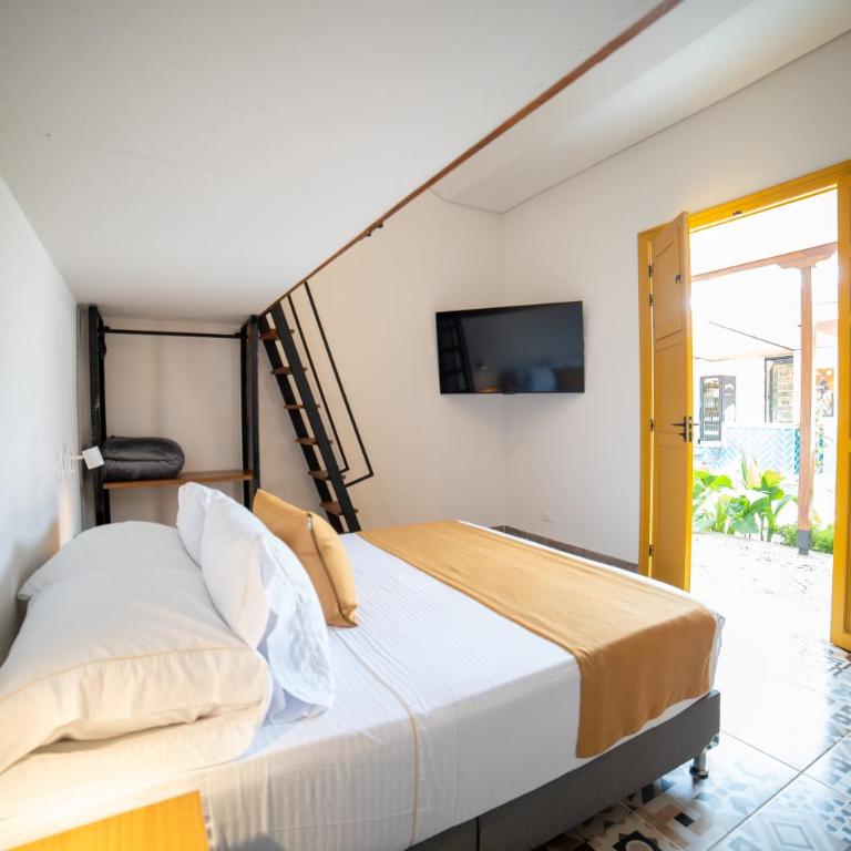 Casa Serafin Hotel - Standard Quadruple Room - 1