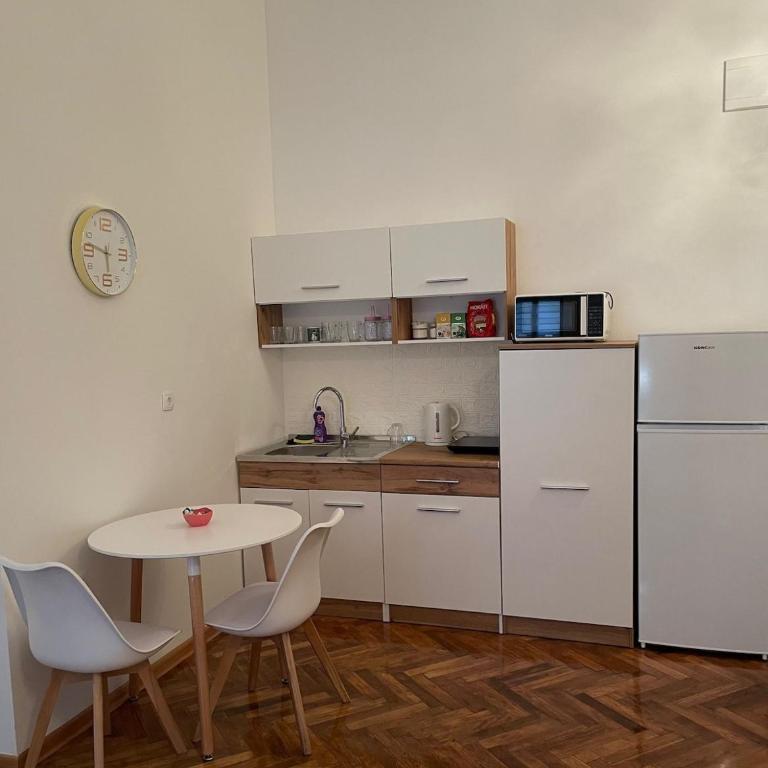 Šantić City Stay - One-Bedroom Apartment - 3