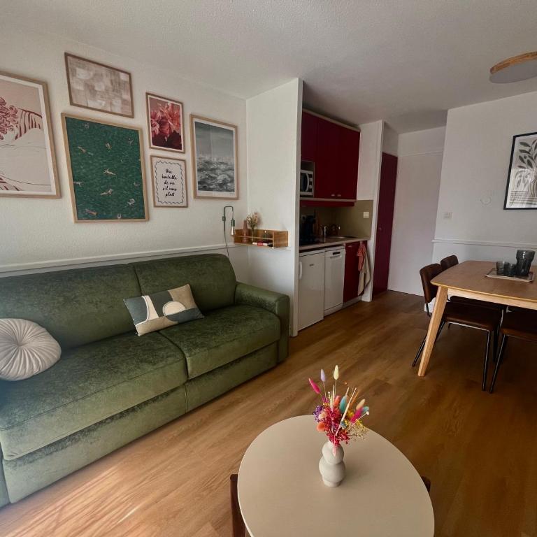 Cocoon Albatros, Golf view, pool, pine trees and ocean - Appartement 1 Chambre - 2