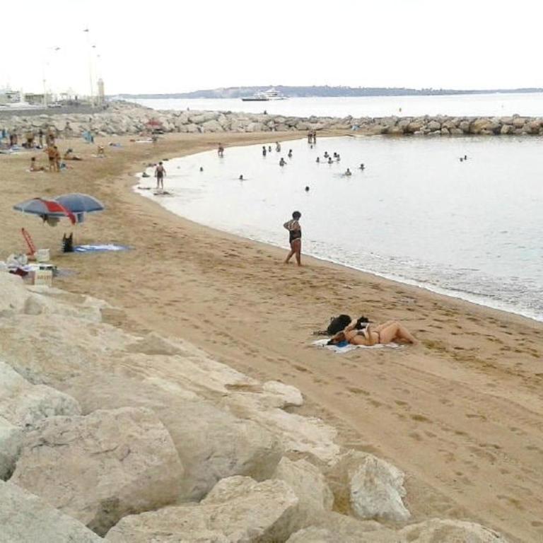 PROMO! Studio, Plein Center, Vieux Port, 200 m des plages - Studio - 13