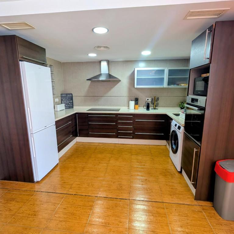 Vacaciones tierra y mar Apartamento en el centro - Apartamento de 2 dormitorios - 4