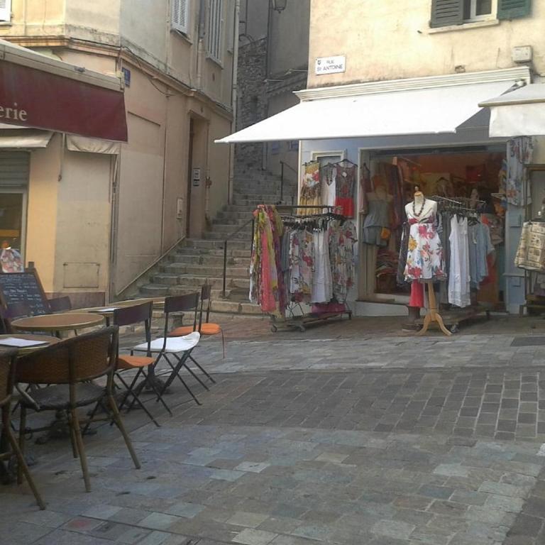PROMO! Studio, Plein Center, Vieux Port, 200 m des plages - Studio - 23