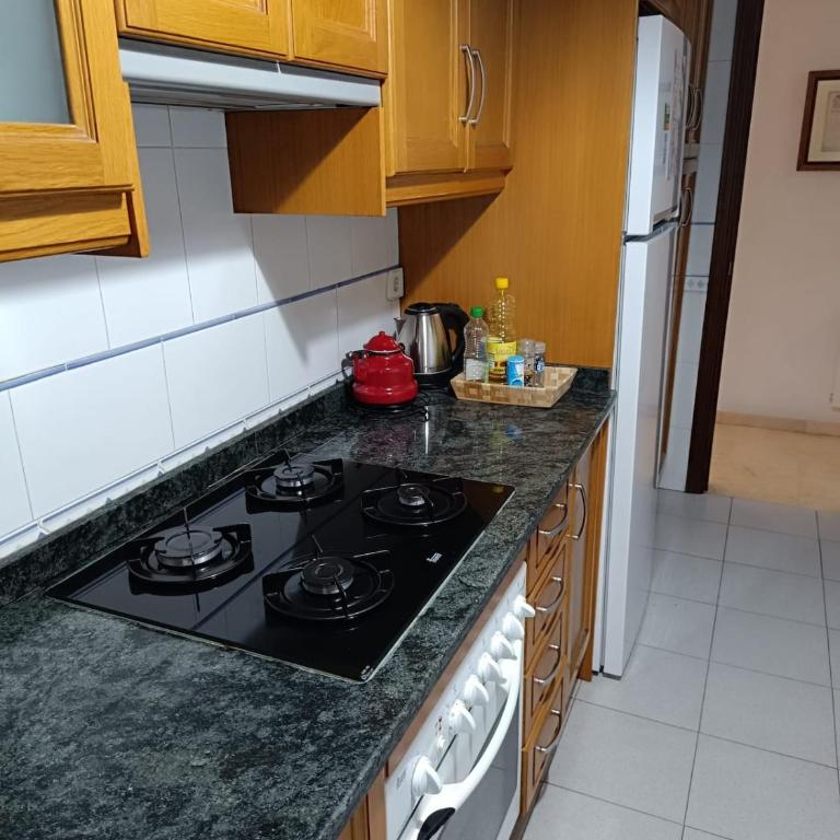 4 balconies house, central and near the Alhambra - Two-Bedroom Apartment - 16