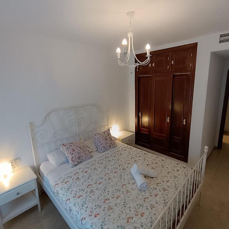 4 balconies house, central and near the Alhambra - Two-Bedroom Apartment - 2