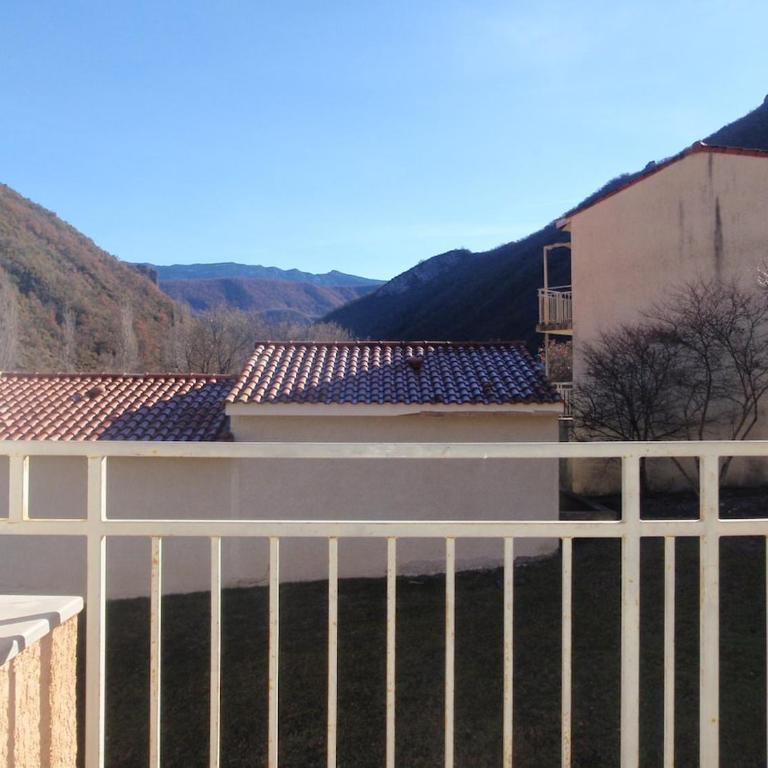 T2 Touristes et Curistes Le vallon de la relaxation - Appartement 1 Chambre - 3