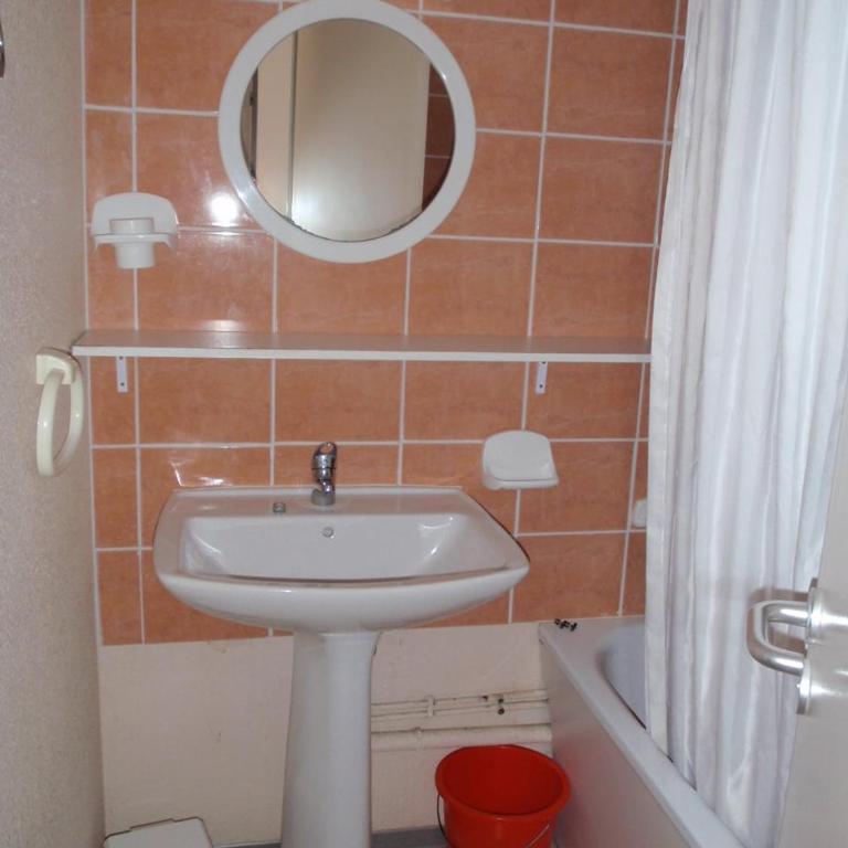 T2 Touristes et Curistes Le vallon de la relaxation - Appartement 1 Chambre - 7
