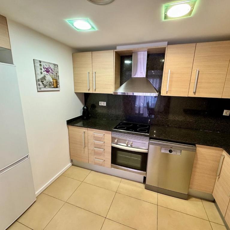 Apartment in Lloret de Mar with Pool and Parking - Apartamento de 2 dormitorios con balcón - 6