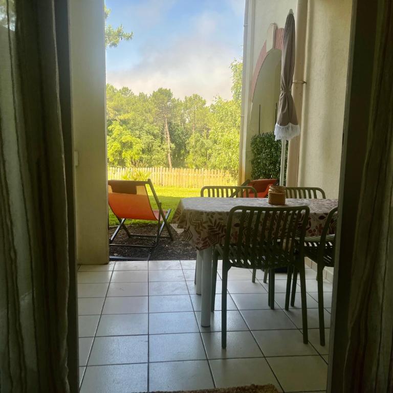 Cocoon Albatros, Golf view, pool, pine trees and ocean - Appartement 1 Chambre - 10