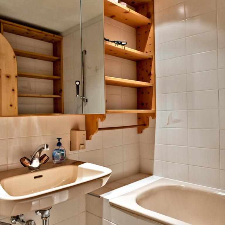 Chesa Grischuna 4pax - Madulain - Apartment - 8
