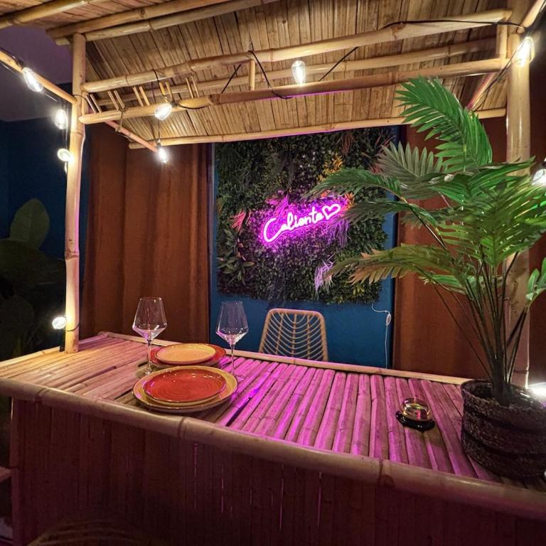 La Caliente Love Room avec Balneo Privative - Appartement 1 Chambre - 39