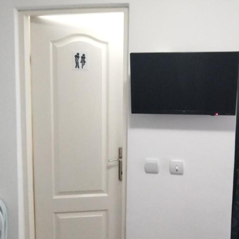 Sobe Paunović - Two-Bedroom Apartment - 15