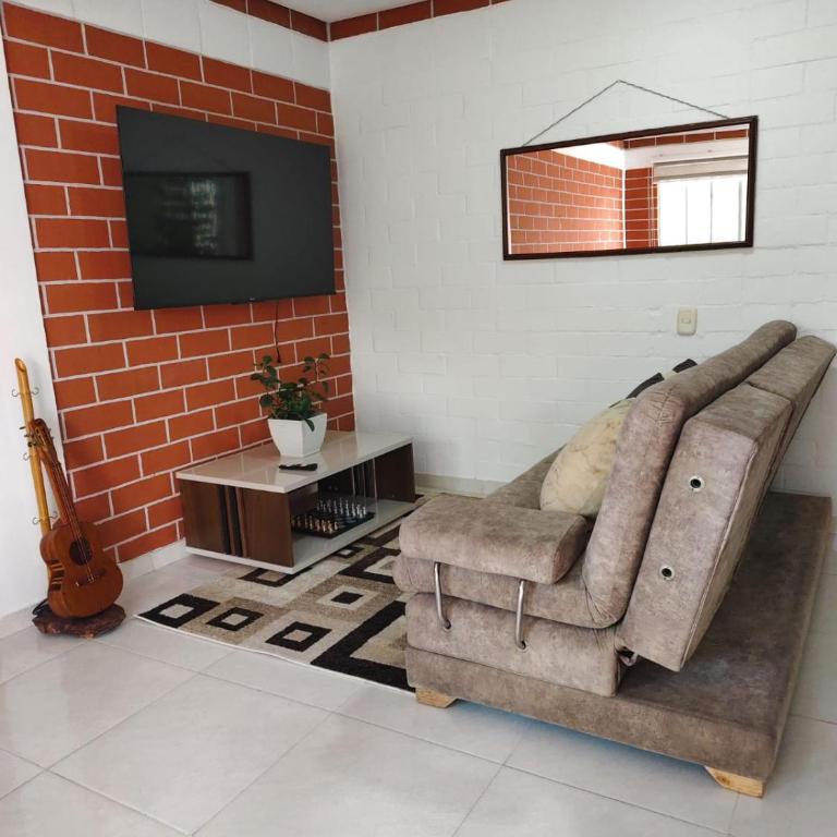 En Cali, Nuestra casa es tu hogar - One-Bedroom Apartment - 2
