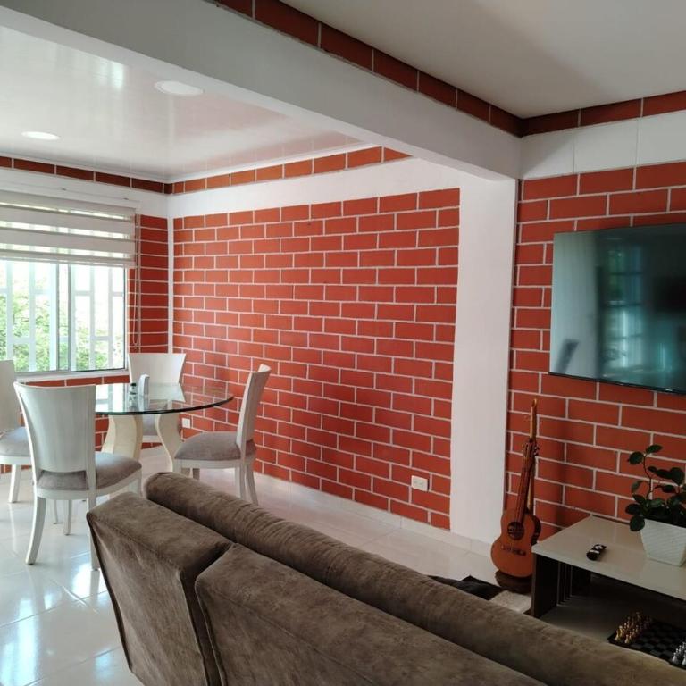 En Cali, Nuestra casa es tu hogar - One-Bedroom Apartment - 4