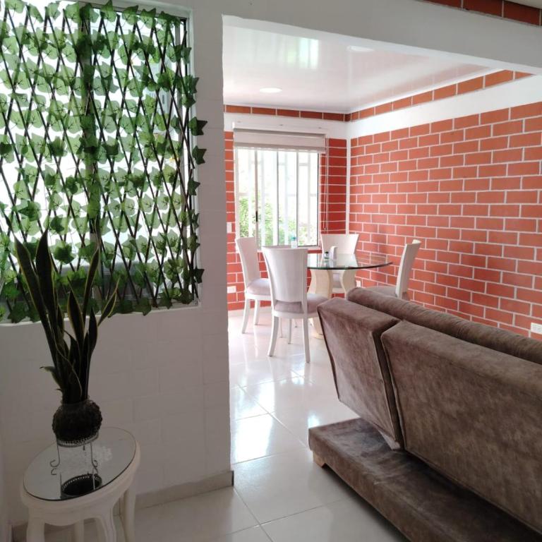 En Cali, Nuestra casa es tu hogar - One-Bedroom Apartment - 8