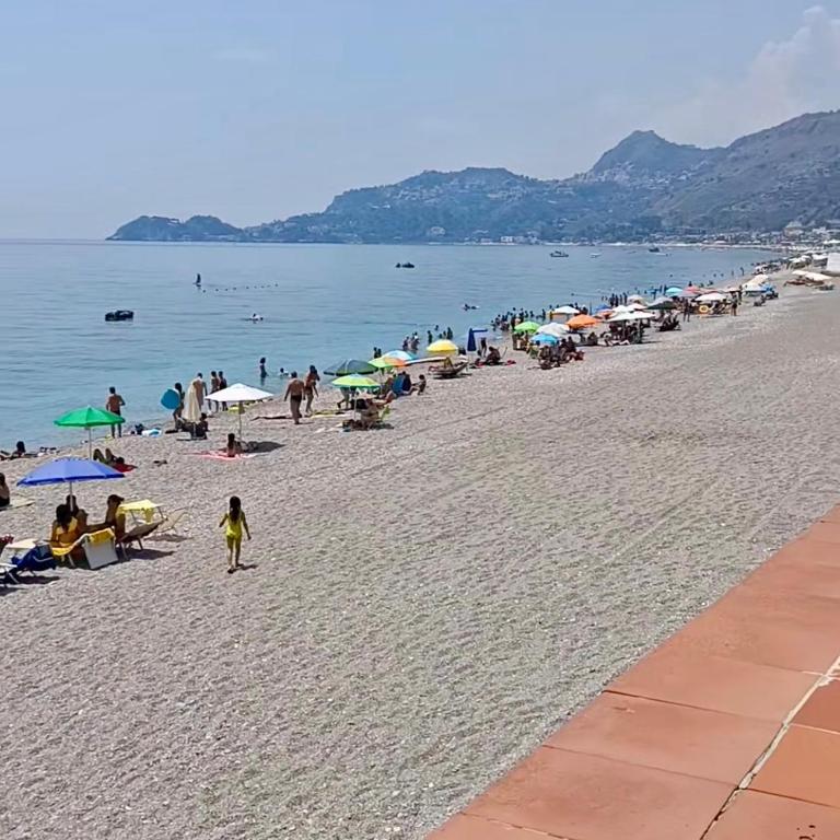 Sulla spiaggia di Letojanni - Appartamento con 1 Camera da Letto - 21