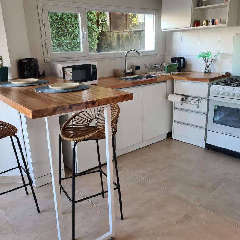Monoambiente cálido frente a playa bonita - Apartamento de 1 dormitorio - 2
